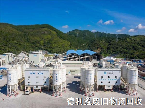 張家口回收攪拌站，專業(yè)攪拌站設(shè)備回收